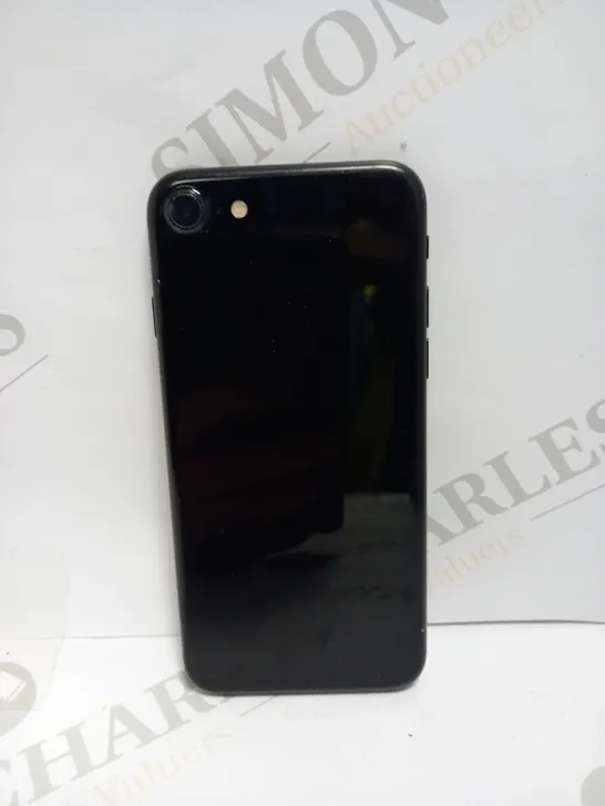 APPLE IPHONE 7 (A1778) SMARTPHONE