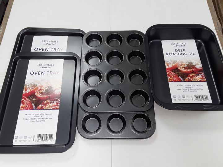Lot 2317 LOT OF 5 ESSENTIALS COOKING TRAYS Simon Charles Auctioneers