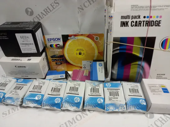 LOT OF ASSORTED PRINTER INK CARTRIDGES TO INCLUDE CANON, EPSON AND HP