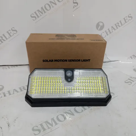 BOXED SOLAR MOTION SENSOR LIGHT 