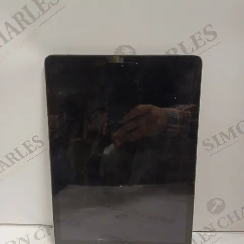 APPLE IPAD 10.2 MODEL: A2198 SPACE GREY