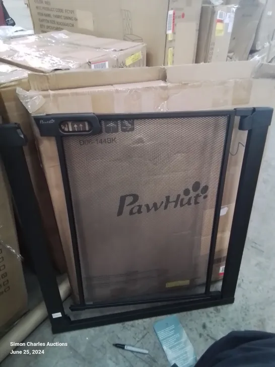 BOXED BLACKMSAFTERY PET GATE