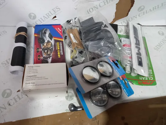 LOT OF ASSORTED CAR PRODUCTS AND ACCESSORIES 