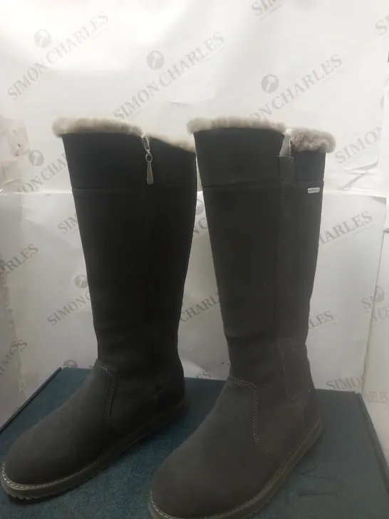 BOXED MOONTA DARK GREY CALF BOOTS