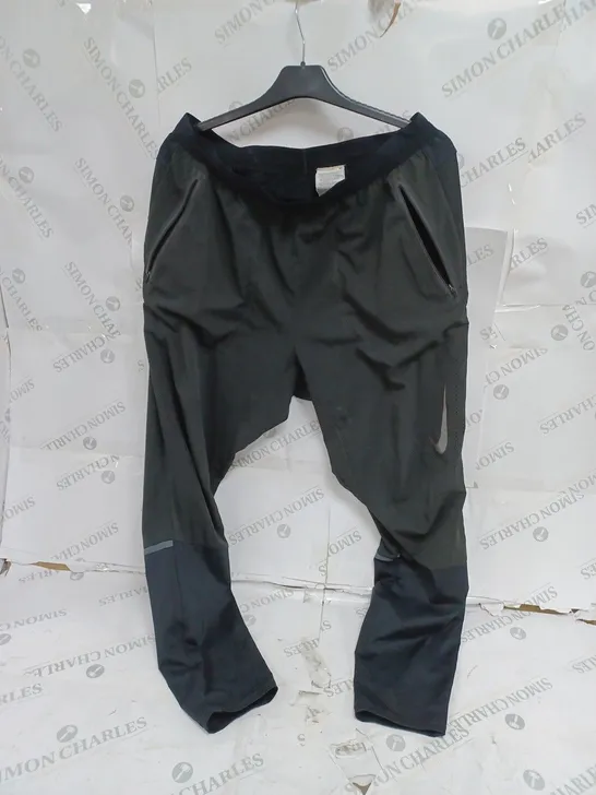 NIKE DRI FIT TRACK PANTS SIZE L 