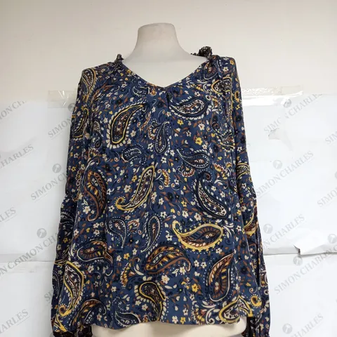 APRICOT PAISLEY PATTERNED SHIRT SIZE 14