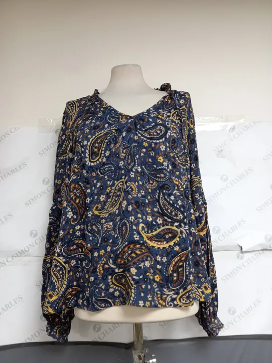 APRICOT PAISLEY PATTERNED SHIRT SIZE 14