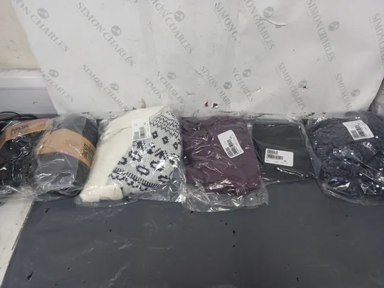 BOX OF APPROXIMATELY 10 ASSORTED BAGGED PIECES OF CLOTHING IN VARIOUS STYLES, SIZES, AND BRANDS 