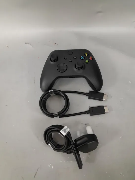 BOXED XBOX SERIES X GAMES CONSOLE WITH CONTROLLER