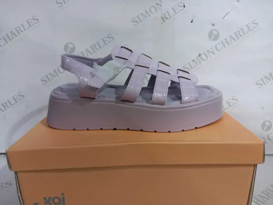 BOXED PAIR OF KOI FOOTWEAR RIAKUMA LILAC CROC CHUNKY SANDALS - UK 8