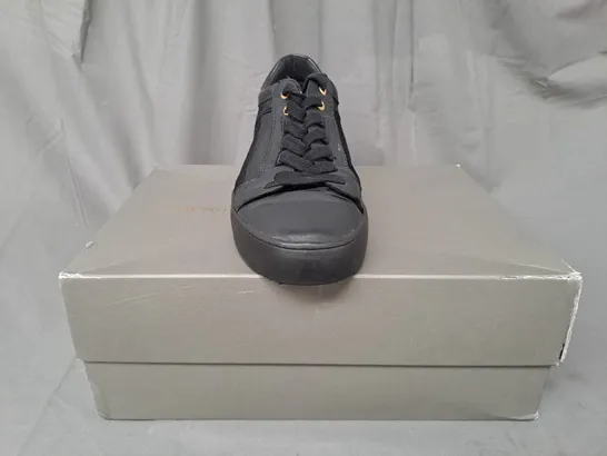 BOXED PAIR OF ANDROID HOMME SHOES IN BLACK SIZE 8