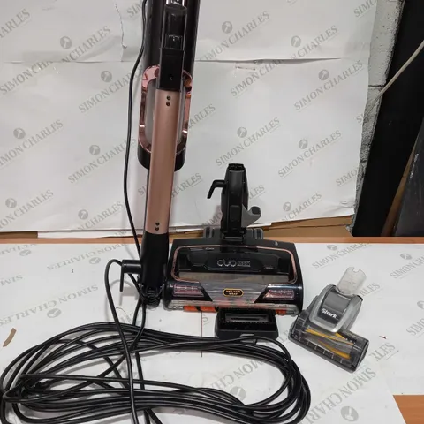 SHARK CORDED STICK VACUUM HZ500UKT