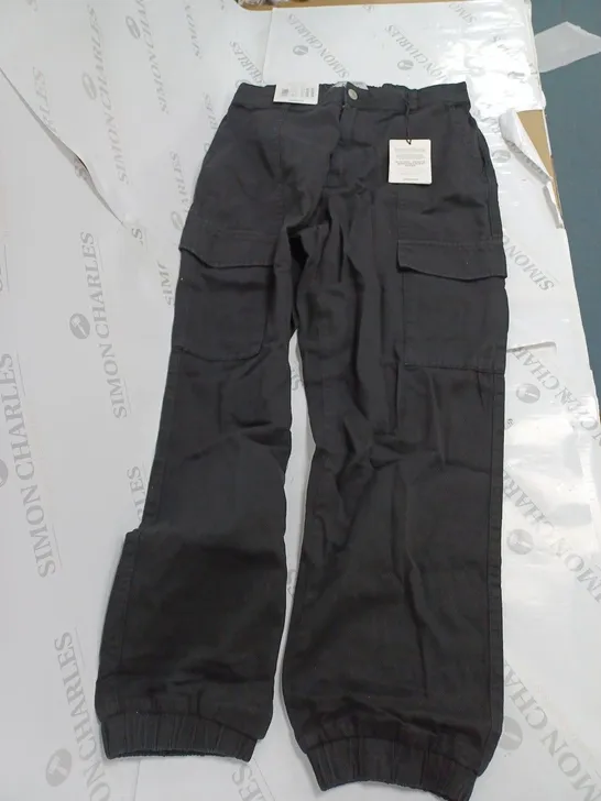 NEW LOOK DENIM JEANS IN BLACK - UK 10