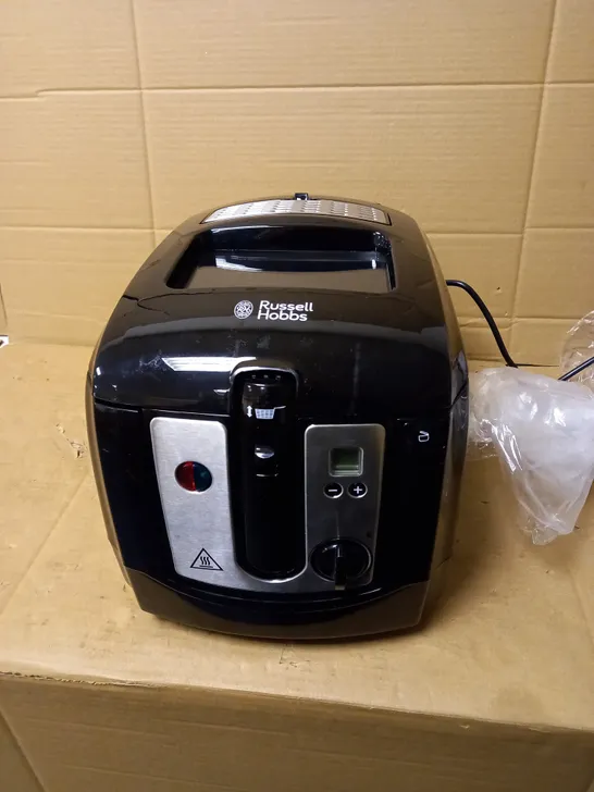 RUSSELL HOBBS DIGITAL DEEP FRYER