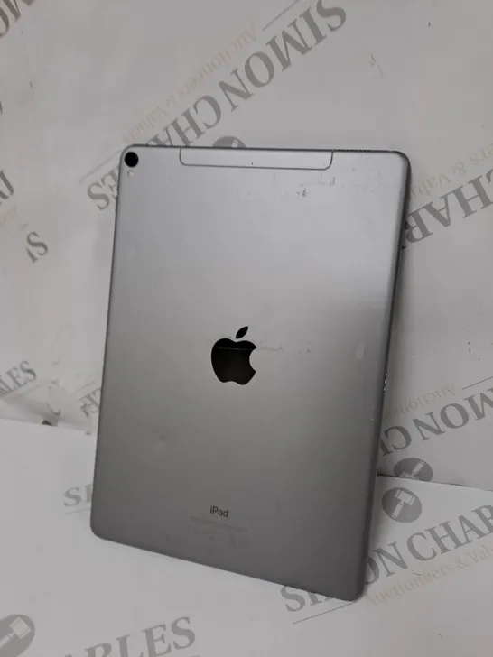 APPLE IPAD MODEL: A1709