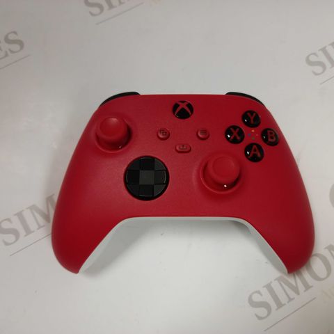 XBOX ONE CONTROLLER - RED AND WHITE