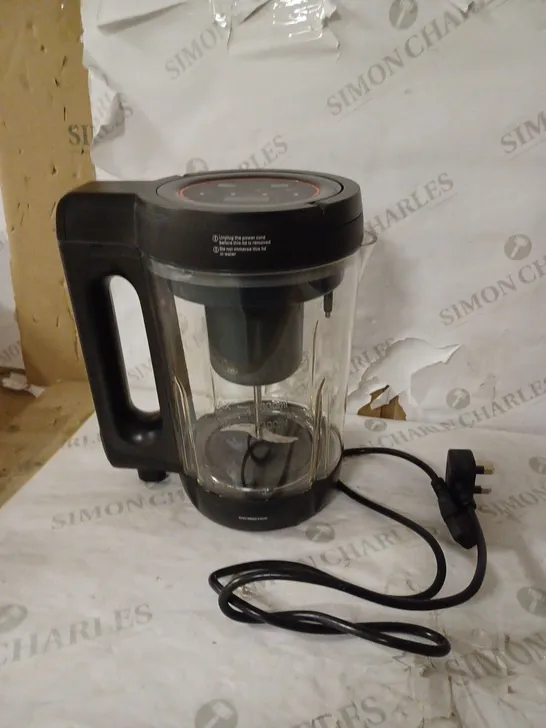 MORPHY RICHARDS SOUP MAKER