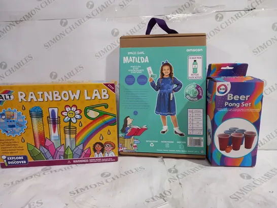 BOX OF APPROX 5 ASSORTED TOYS TO INCLUDE - GALT RAINBOW LAD - ROALD DAHL MATILDA - BEER PONG SET ETC