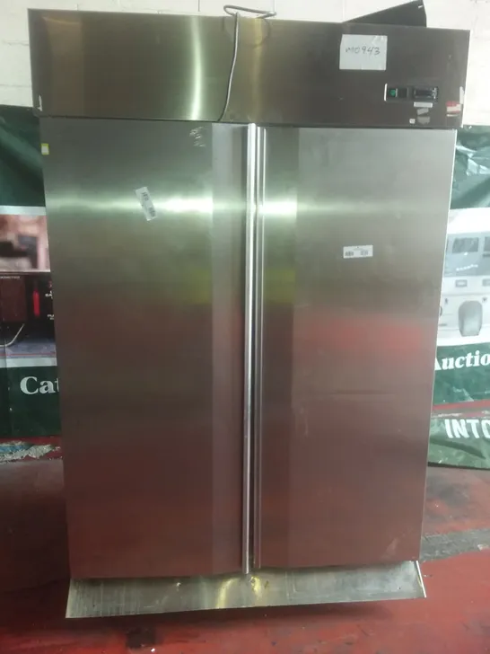 LARGE DISPLAY FRIDGE 