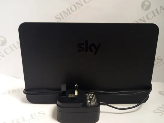 SKY Q BROADBAND HUB 4 - SR203 BLACK