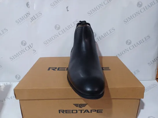 BOXED RED TAPE BEESTON BLACK BOOTS - UK 10