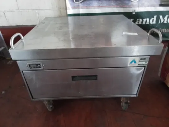 ADANDE WHEELED CATERING UNIT