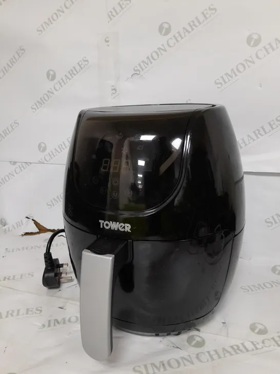 BOXED TOWER 4 LITER AIR FRYER IN BLACK