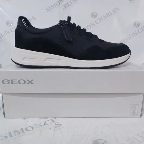 BOXED PAIR OF GEOX RESPIRA SHOES IN BLACK UK SIZE 6