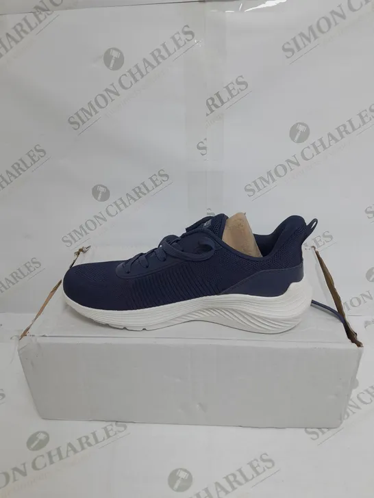 BOXED NAVY BLUE SKETCHERS TRAINERS SIZE 4.5