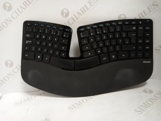 MICROSOFT SCULPT ERGONOMIC DESKTOP KEYBOARD