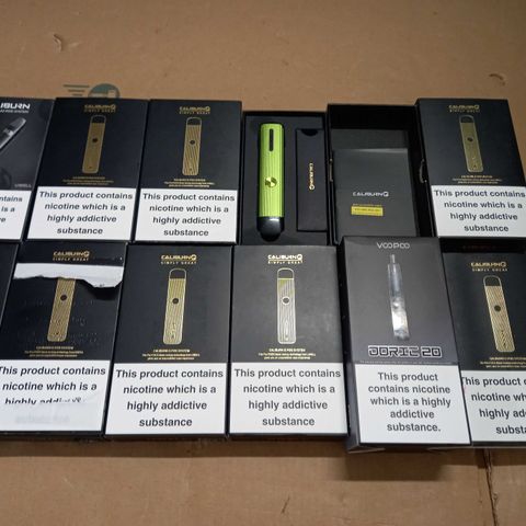 LOT OF 40 ASSORTED VAPING PENS TO INCLUDE CALIBURN G POD SYSTEMS