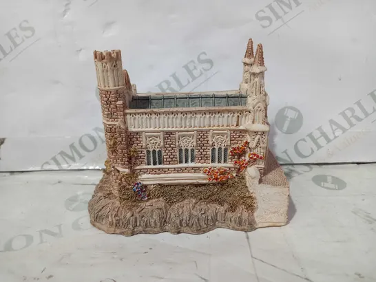 LILLIPUT LANE COLLECTIBLE CHANTRY CHAPEL - WAKEFIELD ORNAMENT