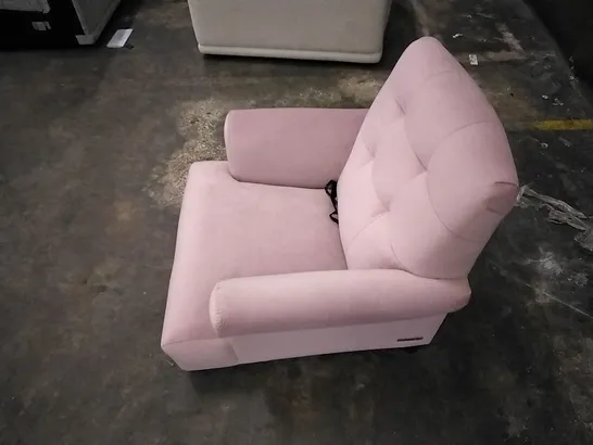 QUALITY BRITISH DESIGNED LOUNGE CO LIGHT PINK FABRIC ARMCHAIR