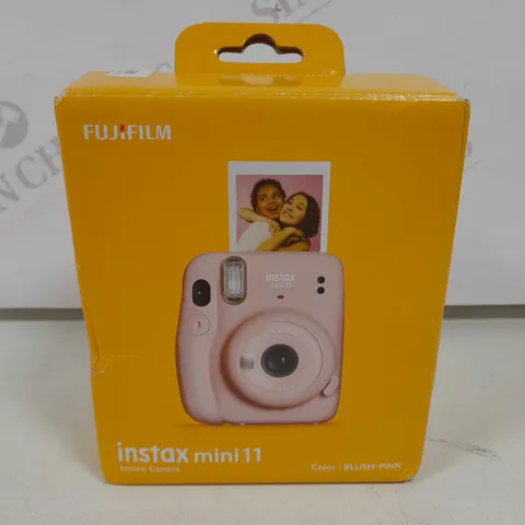 BOXED FUJIFILM INSTAX MINI 11 CAMERA