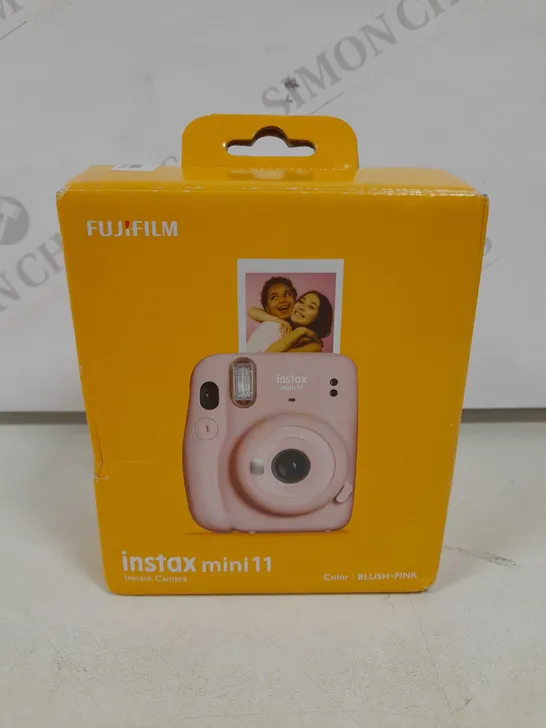 BOXED FUJIFILM INSTAX MINI 11 CAMERA