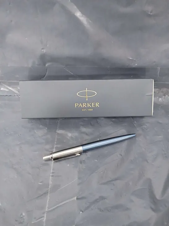 PARKER BALLPOINT PEN 