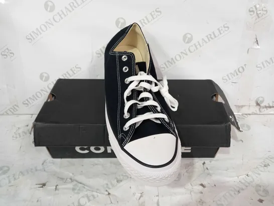 BOXED PAIR OF CONVERSE CANVAS SHOES IN BLACK UK SIZE 15