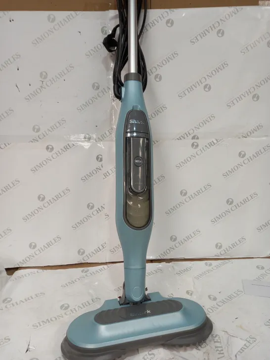 BOXED SHARK S6002UK STEAM FLOOR MOP