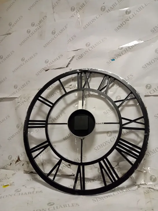 HOMEHUT WALL CLOCK 