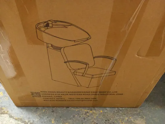 BOXED BARBER CHAIR - COLLECTION ONLY 