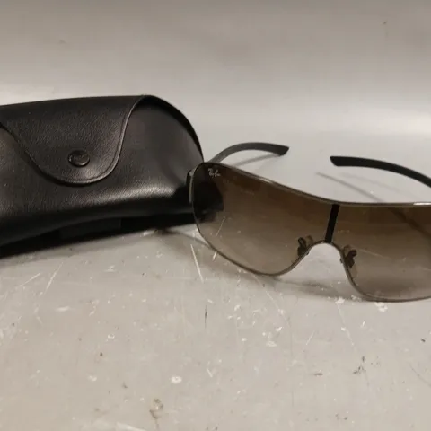 RAY-BAN ROUND LENS FULL FRAME SUNGLASSES 