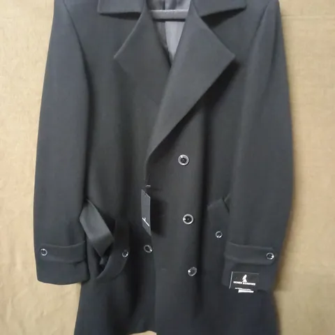 BRAND NEW MOSES KUSHNER 100% WOOL BUTTON FRONT COAT WITH POCKET DETAIL AND BELT IN BLACK - XL