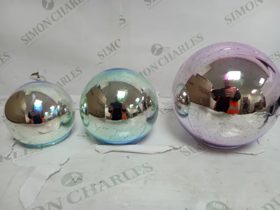 3 X BOXED MIRRORED BALL DECORATION