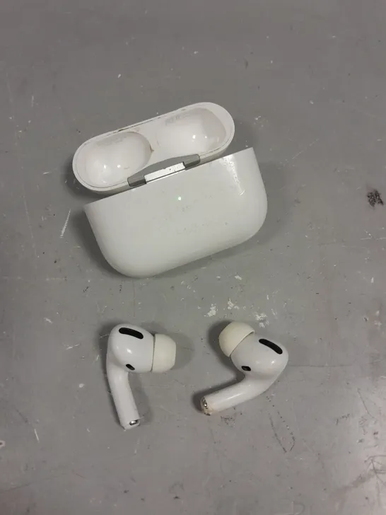 APPLE AIRPODS PRO 2ND GEN EARPHONES 