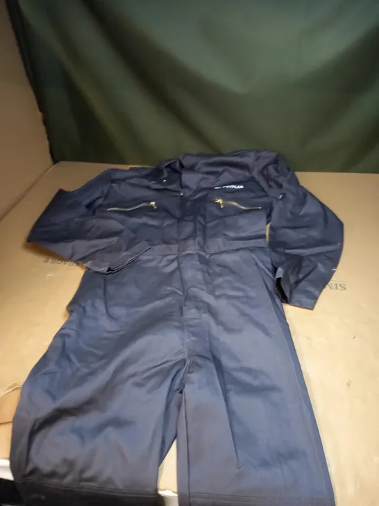 MENS DICKIES ALL IN ONE SUIT SIZE UNSPECIFIED