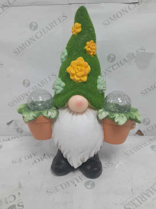 GNOME THEMED GARDEN SOLAR LIGHT