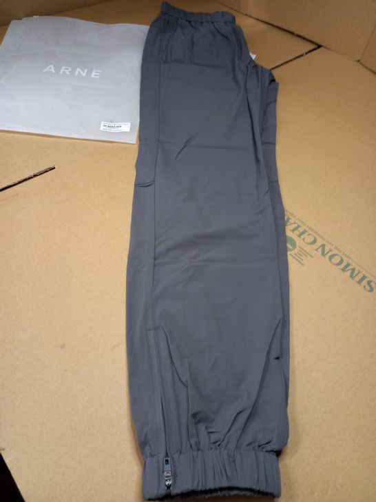 PACKAGED ARNE CHARCOAL ACTIVE TECHNICAL CUFFED TRACKPANTS - SMALL