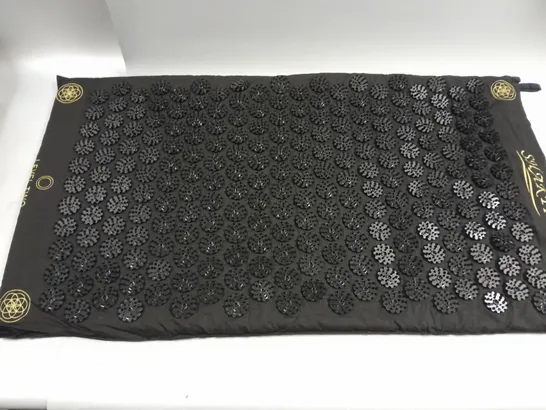 BOXED SHAKTI LEVEL 2 MAT IN BLACK