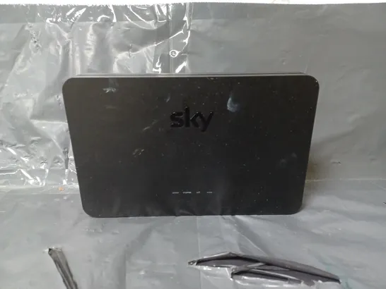 SKY SR 203 ROUTER WIFI SKY Q DUEL 