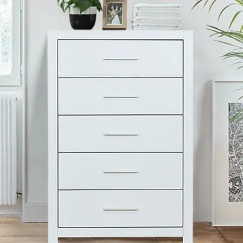 BOXED RIO 5-DRAWER CHEST IN WHITE 